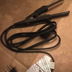 Chi hair straightener (mini flat iron)
